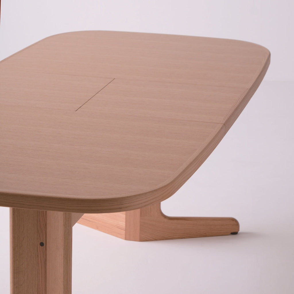 Table à manger extensible en chêne et noyer