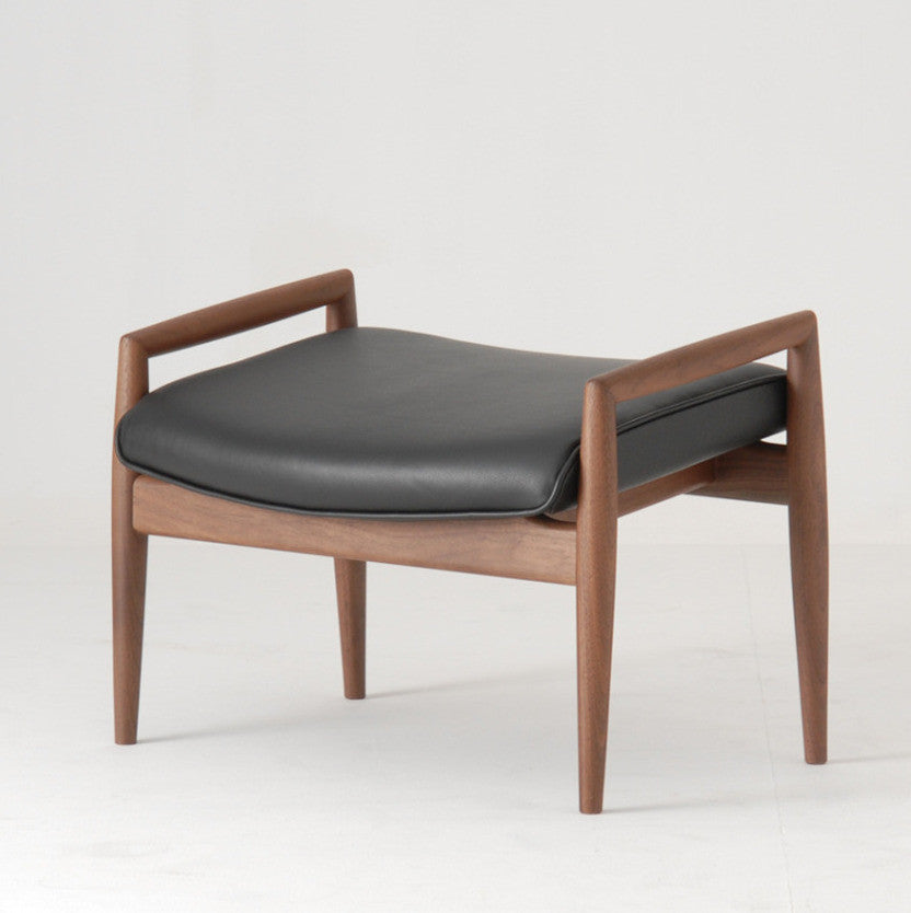 Tabouret en chêne et noyer, tissu et cuir